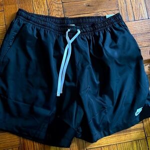 NWT nike black swimming trunks size:XX L